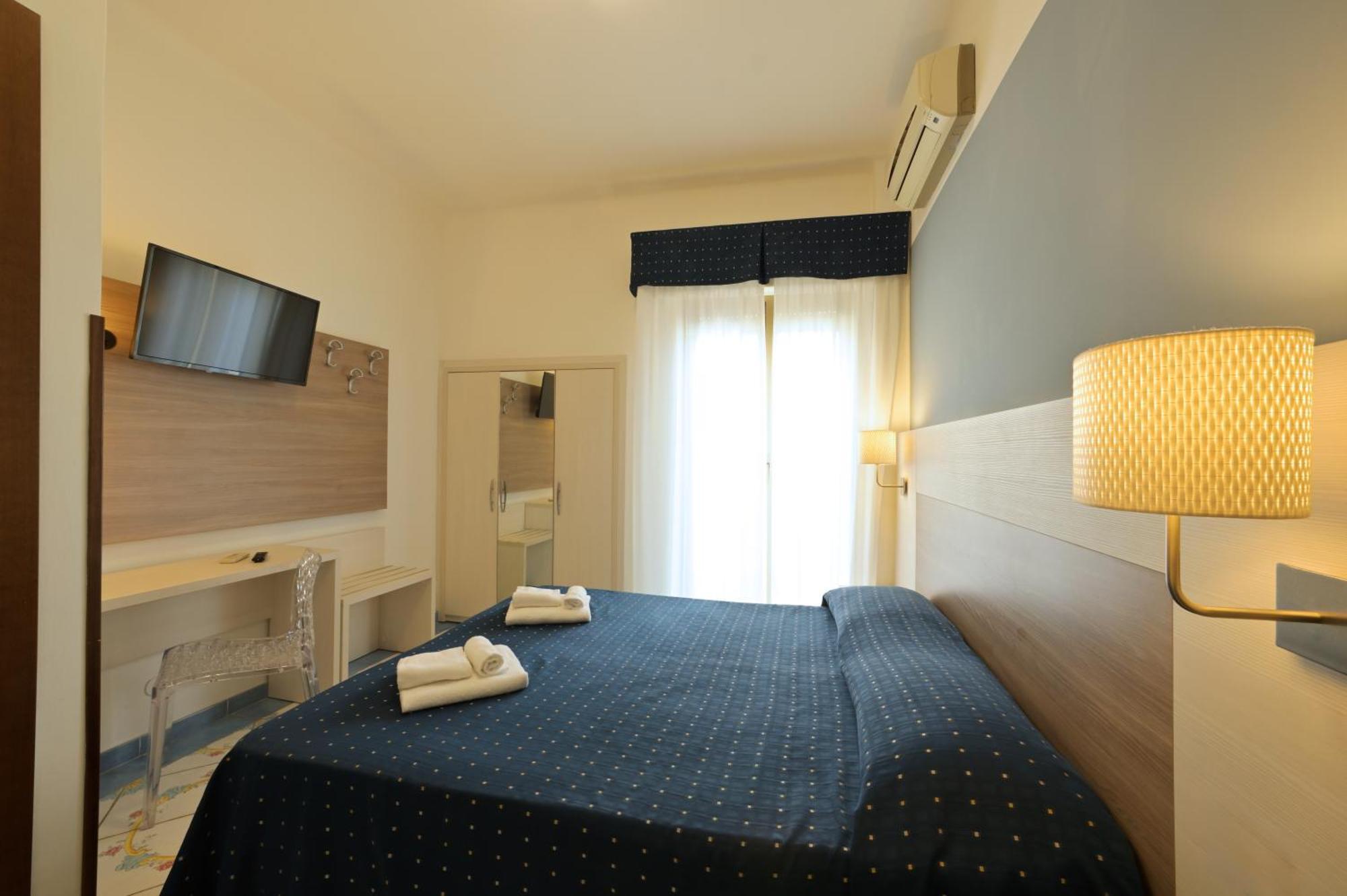 Hotel Delfino Лаїгуелья Екстер'єр фото