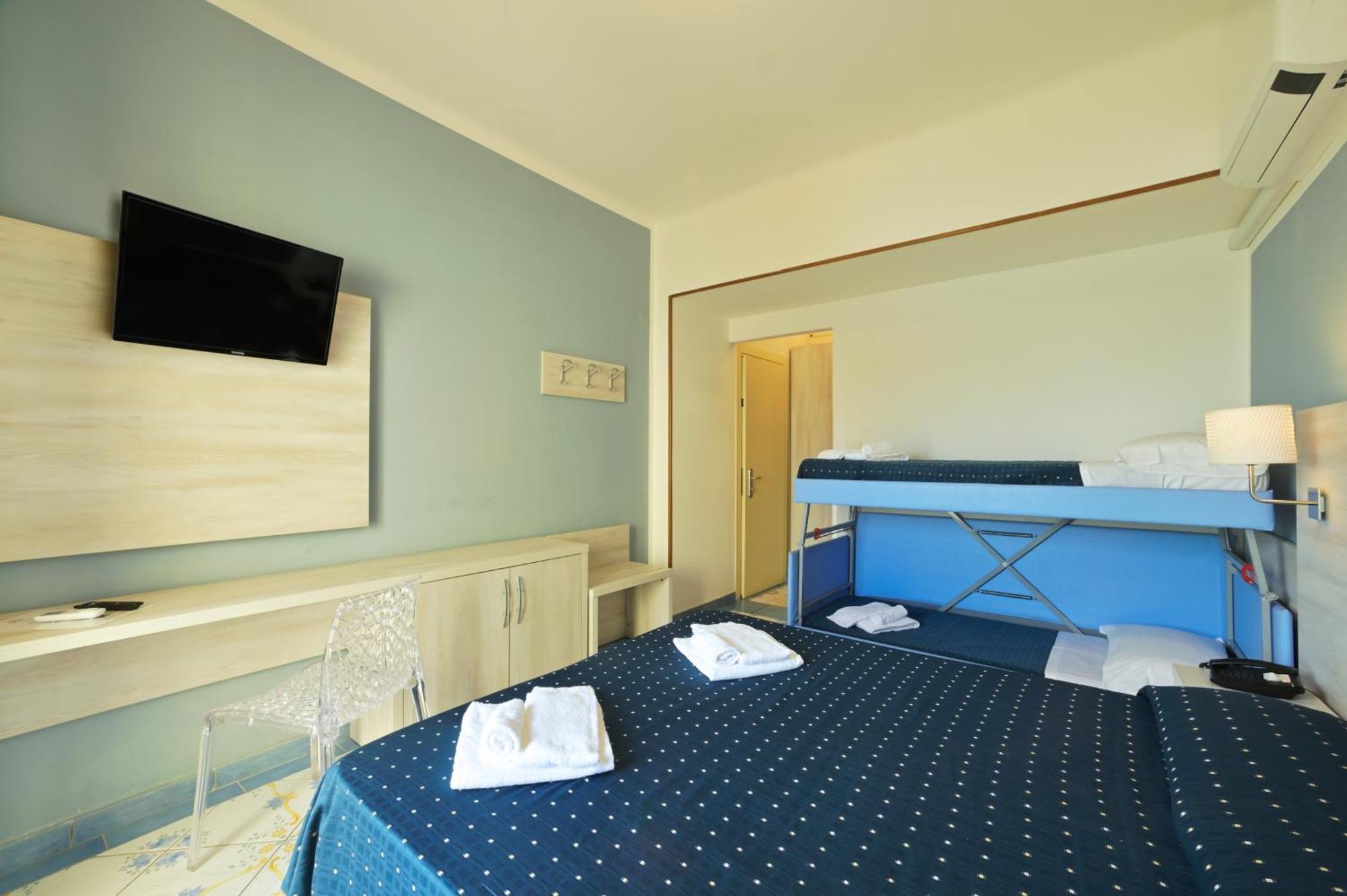 Hotel Delfino Лаїгуелья Екстер'єр фото