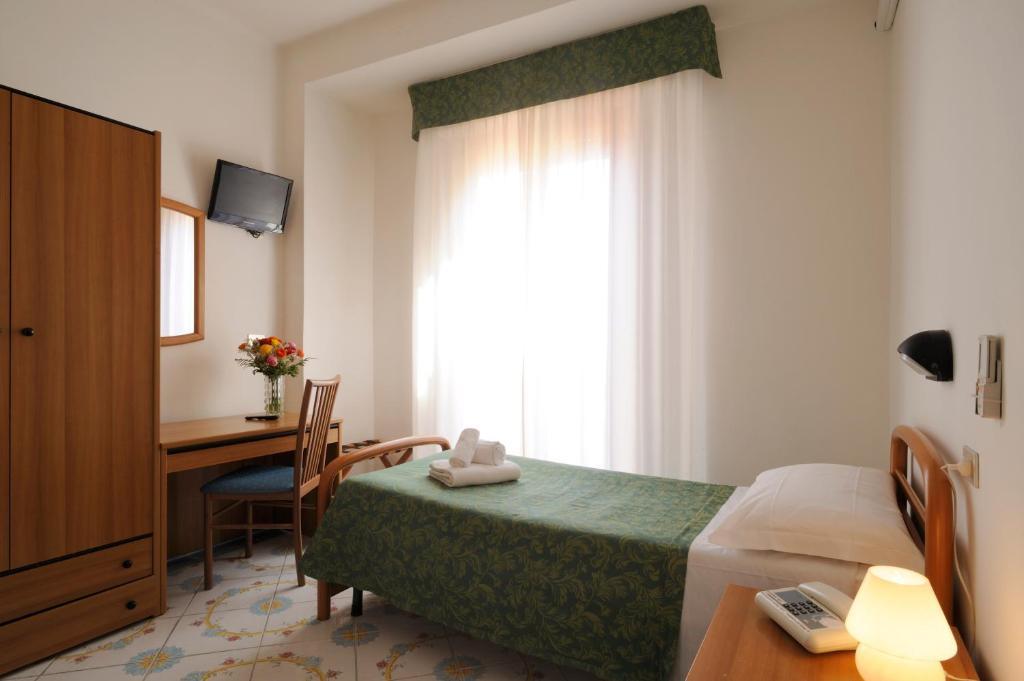 Hotel Delfino Лаїгуелья Номер фото